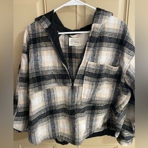 Pullover Plaid 1/2 zip Top